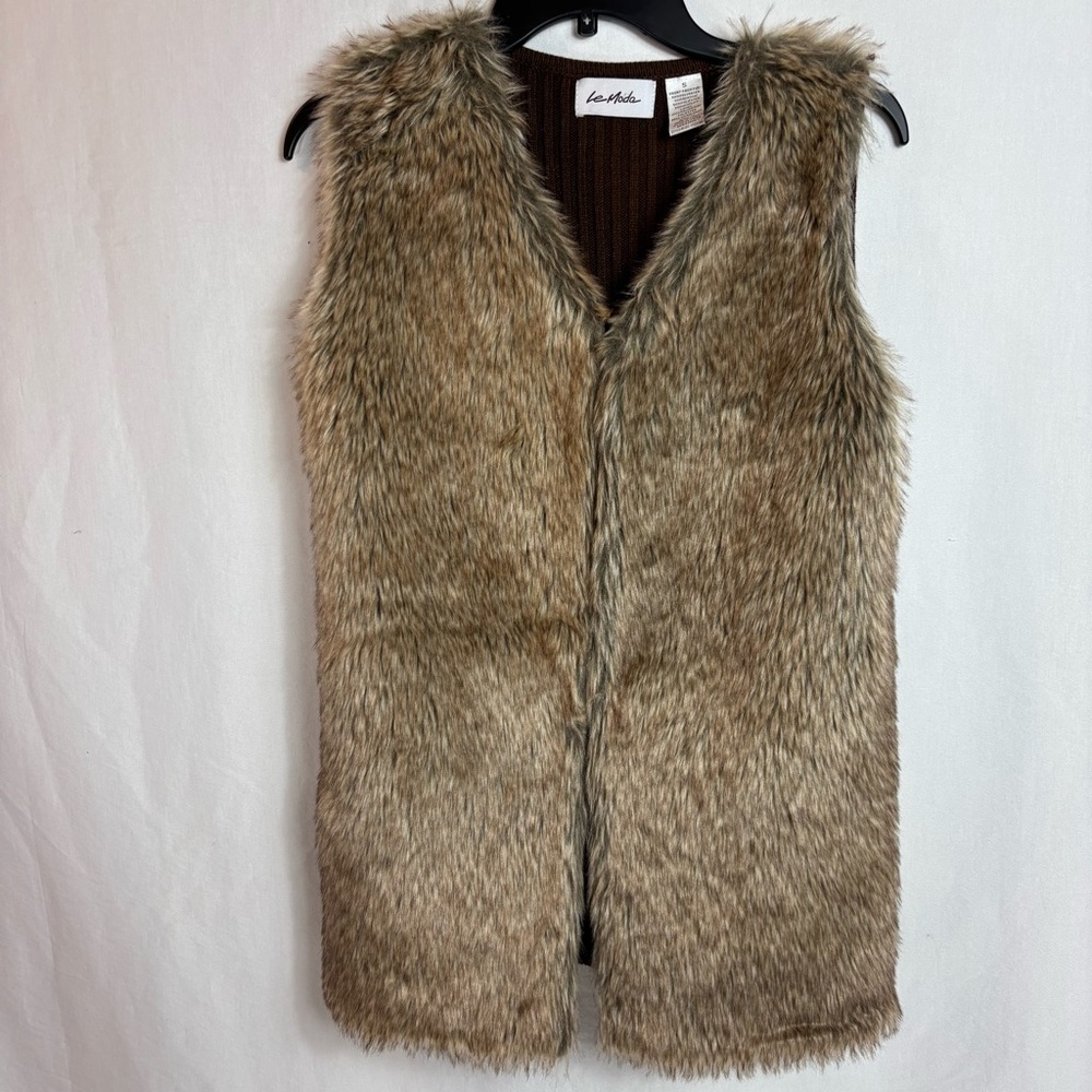 Le Moda Faux Fur Sweater Vest Womens S Beige Brown Soft Plush Y2K Quiet Luxe